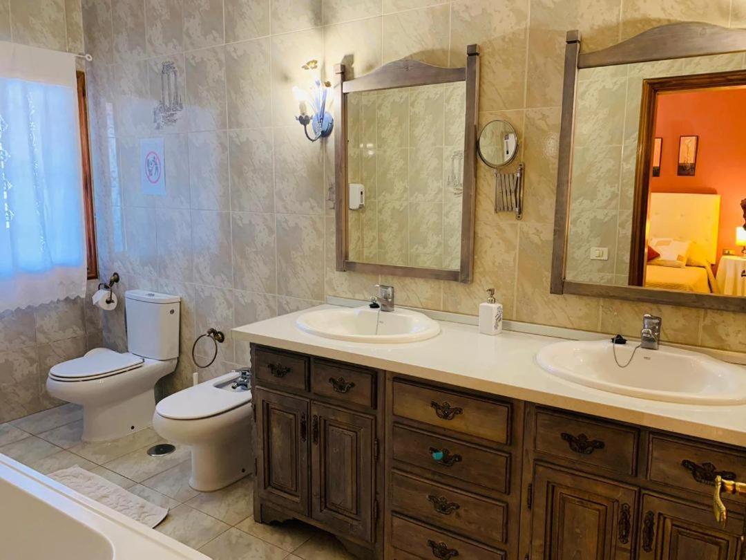 Vivienda Vacacional Floratere อาโรนา ภายนอก รูปภาพ
