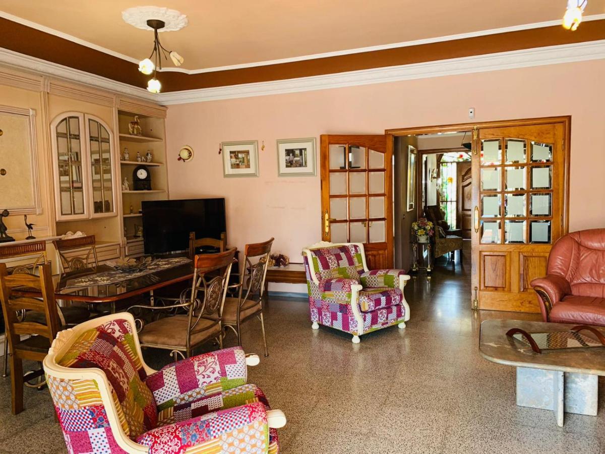 Vivienda Vacacional Floratere อาโรนา ภายนอก รูปภาพ