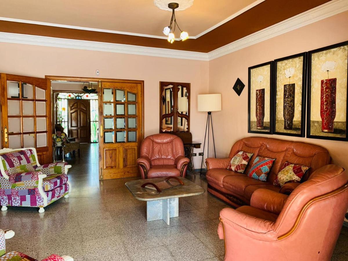 Vivienda Vacacional Floratere อาโรนา ภายนอก รูปภาพ