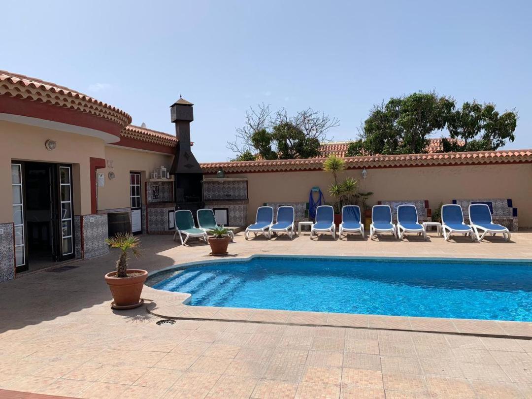 Vivienda Vacacional Floratere อาโรนา ภายนอก รูปภาพ