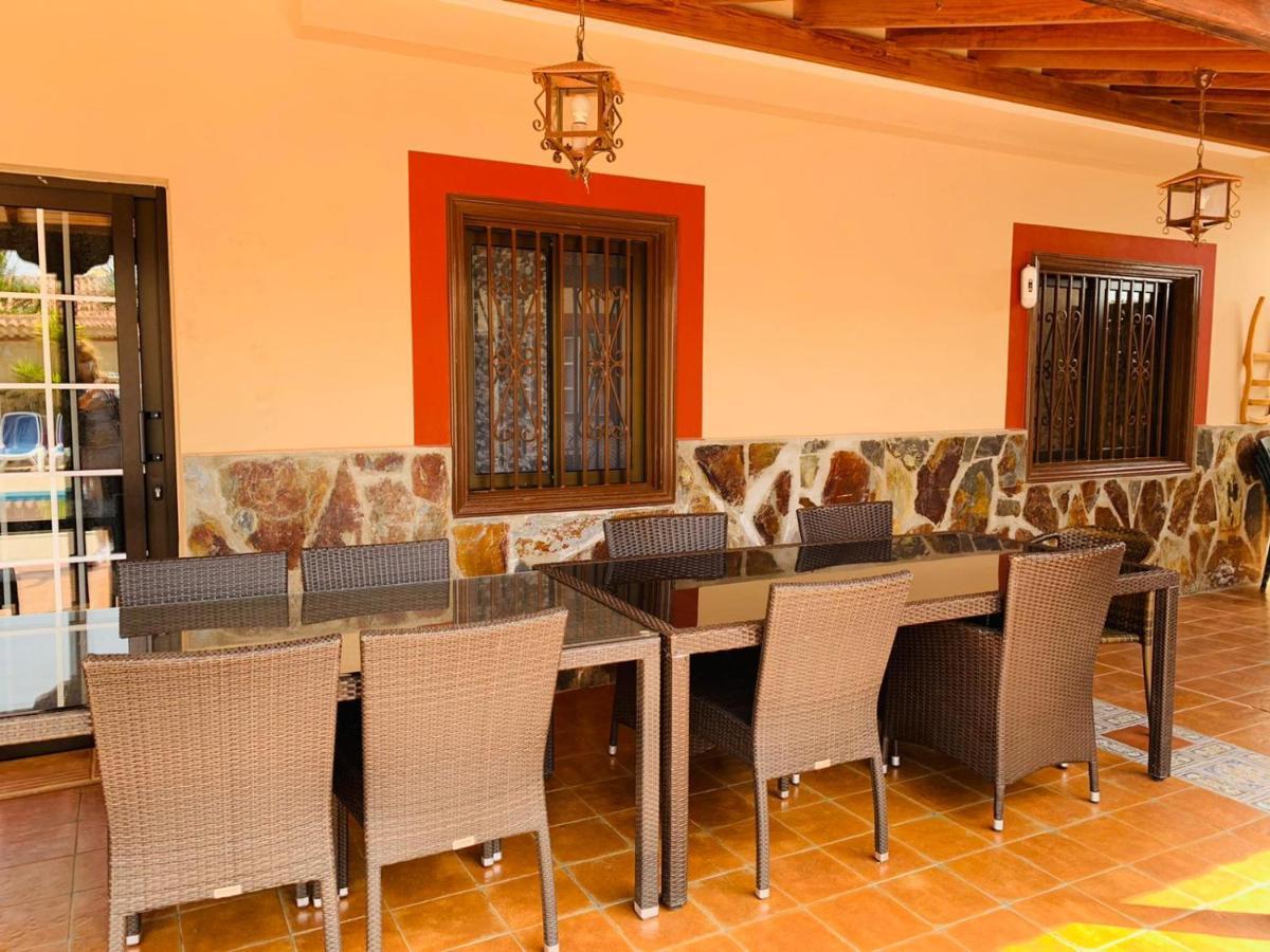 Vivienda Vacacional Floratere อาโรนา ภายนอก รูปภาพ