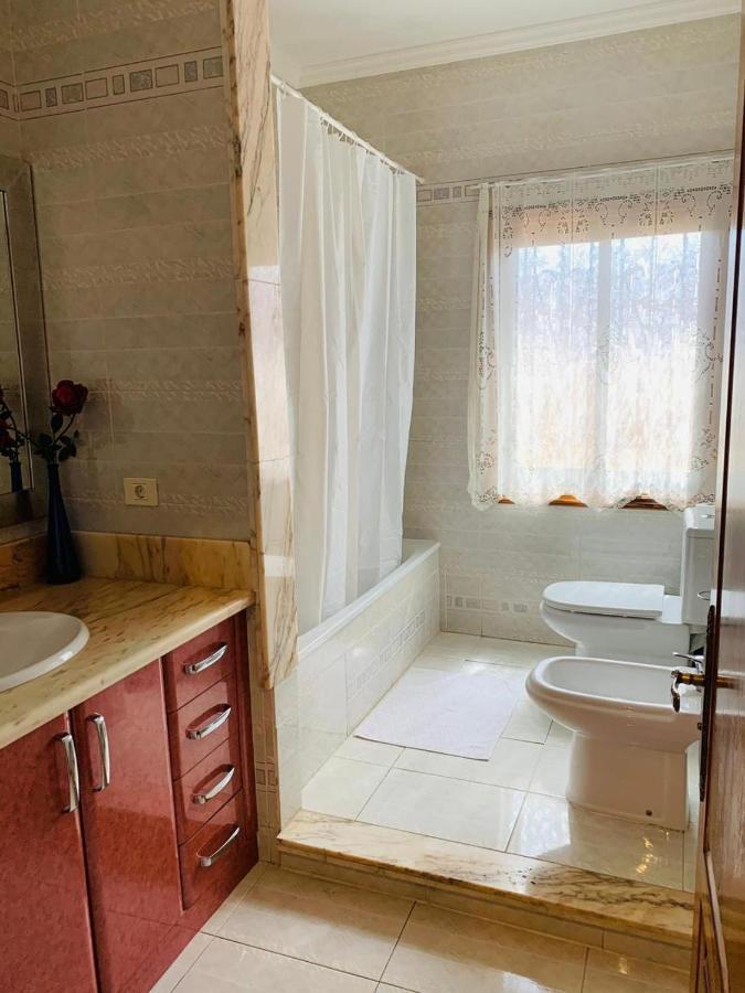 Vivienda Vacacional Floratere อาโรนา ภายนอก รูปภาพ